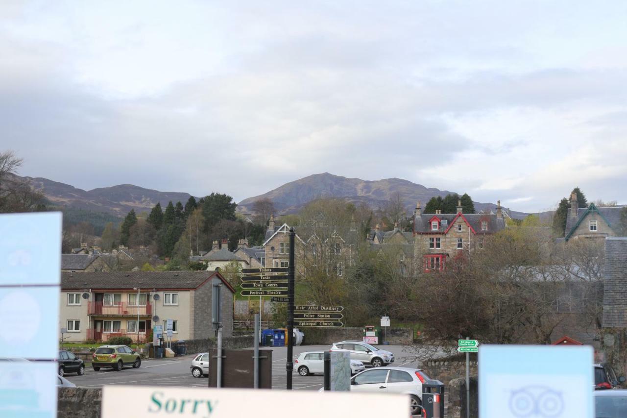 Buttonboss Lodge B&B Pitlochry Exterior foto